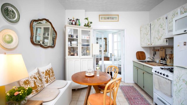 Transform Your Dining Room with Affordable Kids' Furniture
