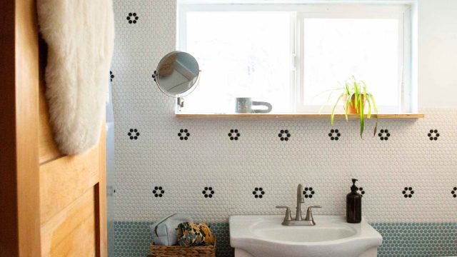 Transform Your Bathroom with Budget-Friendly Storage Ideas