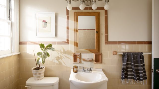 Exclusive Offers on Bath Essentials in Brooklinen's Latest Sale
