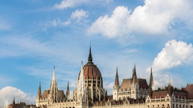 Hungarian Parliament Advances Legislation to Unlock EU Funds