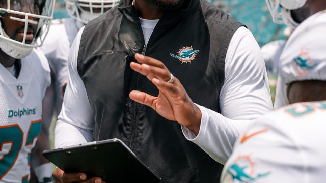 Navigating the Future of Football: Brian Flores and Versatile Defense | bonus qiu qiu, shopee pinjam